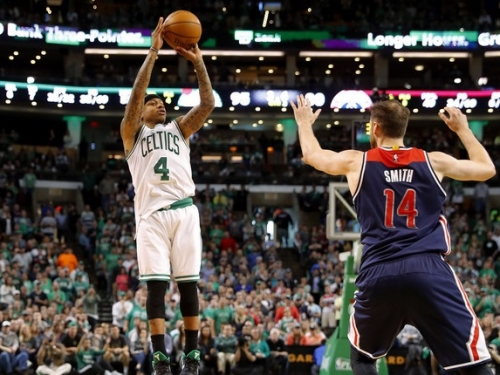 外星人來了！矮湯3天沒睡門牙被打掉 撿起來後狂轟33分