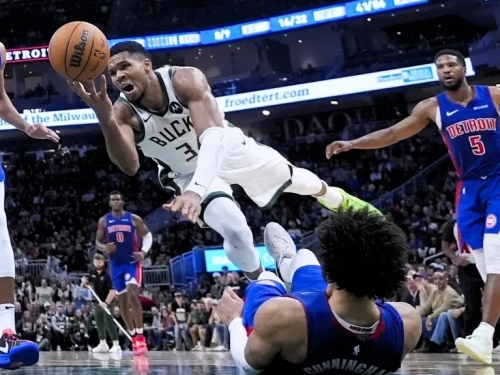 NBA飆分秀1》字母哥遭拉倒慘摔　爆氣轟59分寫本季新高