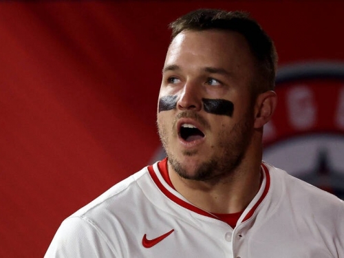 MLB》楚奧特雙響砲無用、天使近10戰吞7敗 李政厚連5場敲安