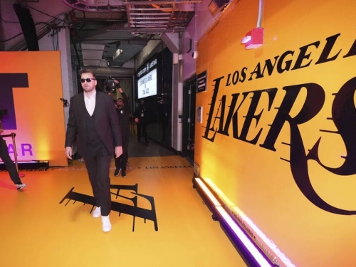 NBA》洛杉磯的好鄰居！東契奇湖人首秀前先捐款1640萬賑災