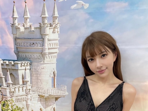 日本宣布推出世界首個 AI女優