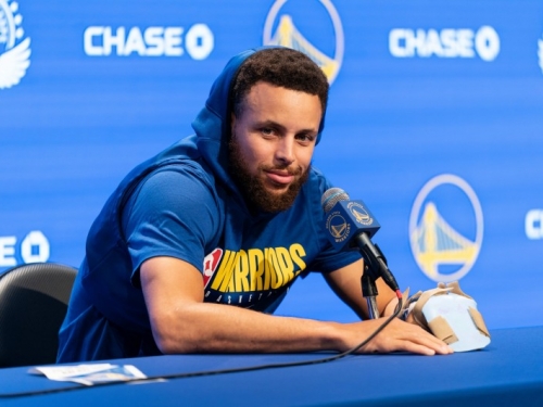 籃球》羨慕！知名球評年薪打趴本季300名NBA球員