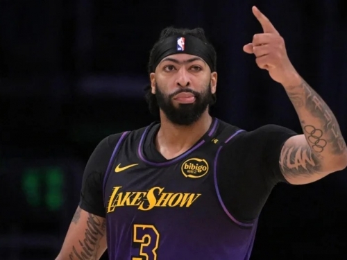 NBA》抱怨DPOY評選標準一直變 戴維斯：不知為何我沒得過