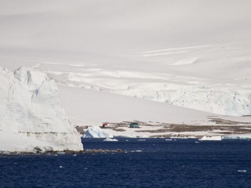 南極禁地之謎？冰下4800米出現磁異常，科學家：不可能由自然引發