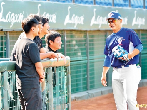 12強賽》恰恰新手上路 打擊癮頭沒發作