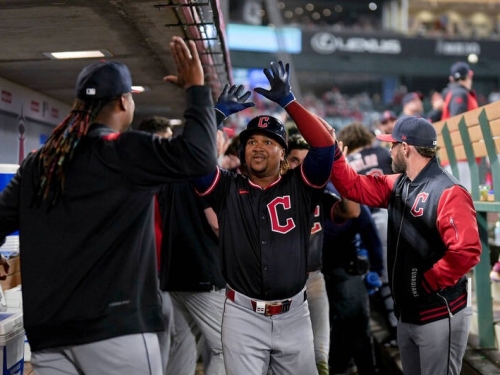 MLB》拉米瑞茲生涯第2次單場三響砲擊退天使 守護者中止3連敗