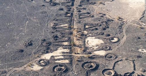沙烏地藏4500年前古墓群 沒人知多大 衛星拍下驚人範圍