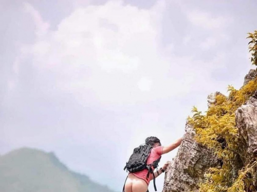 高清照曝光！她攀山壁一把拉下害露出這部位 網笑歪：好白嫩