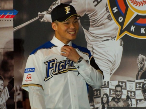 王柏融掃長打 陽岱鋼代打選保送