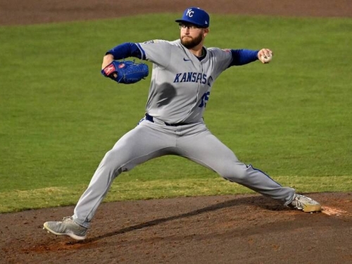 MLB》前6局讓對手無安打！皇家菜鳥首秀驚艷表現助隊擊敗光芒