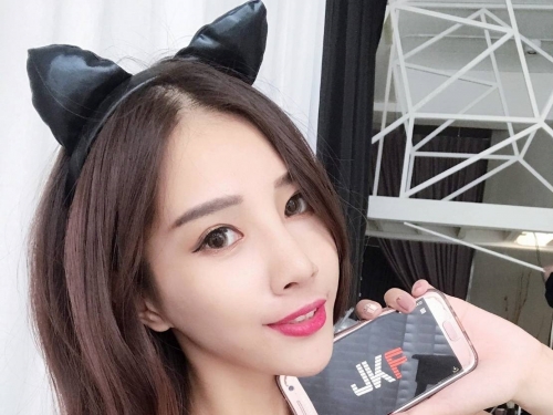 誘惑爆乳貓女－米小米  mina