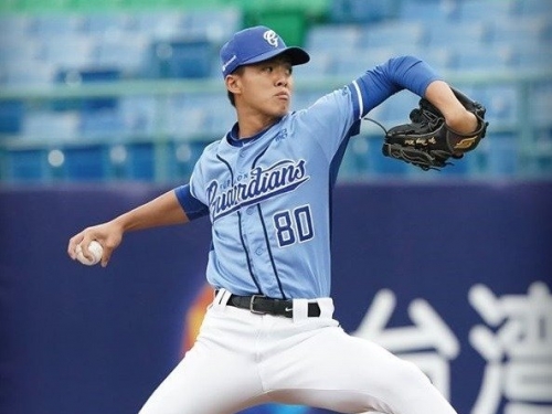 中職／遊霆崴對戰兄弟3連勝 洪一中欣賞他的膽識