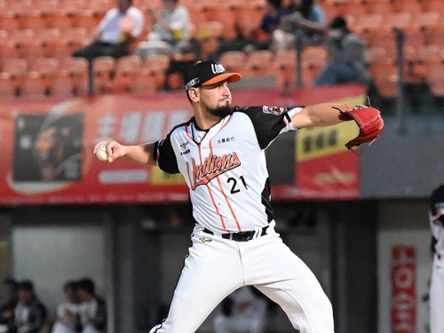 中職》勝騎士7局好投、林安可開轟 統一獅M12