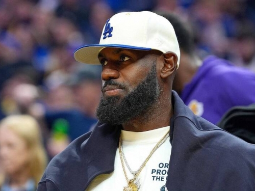 NBA》詹皇熱身賽因臀傷全休 拚開幕戰回歸對決勇士