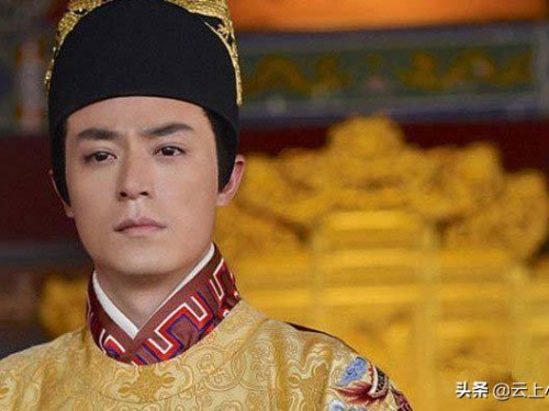 少年天子愛上中年婦人，相差十七歲，難道帝王之家也有真情？