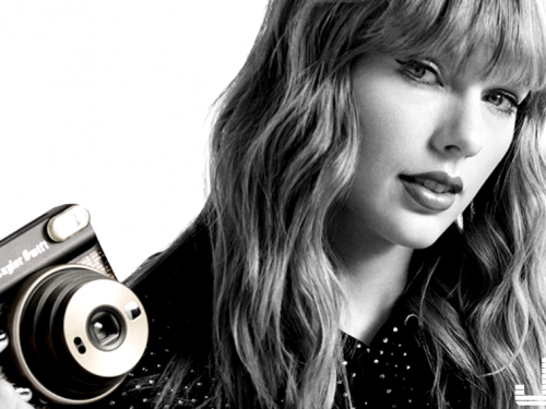 Fujifilm與小天后Taylor Swift合作推出限定拍立得！機身、底片都由TS親自設計