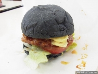 日本讓人有愛又恨的《怪異美食》，超好奇吃起來是什麼味道的∼