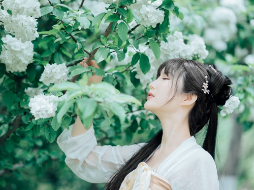 愛妃生女兒 65歲乾隆賞2根黃瓜 後宮全眼紅了