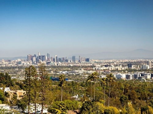 詹皇大撒幣！豪擲11.48億台幣買進比佛利山房產，「GTA豪宅」就是姆斯的真實人生