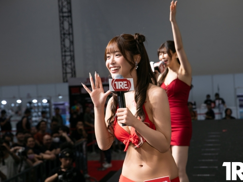 福利放滿！超狂變態姐姐「惠理」騎粉絲猛扭，「G奶豐臀」搖到腿軟！
