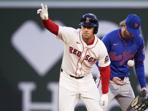 MLB》大腿拉傷缺陣至今 紅襪明星三壘柏格曼曝最快本週回歸