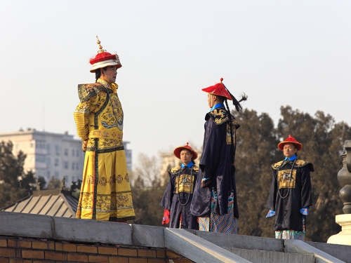 為何皇帝都寵愛奸臣？並非是非不分 背後原因耐人尋味