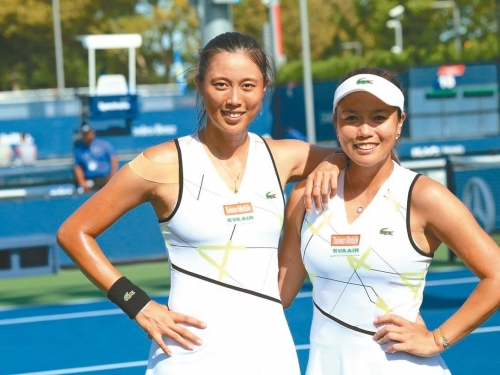 布里斯本女網／不敵前捷克球后 大小詹新年首勝再等等