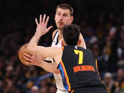 NBA》美媒新賽季民調公開 約基奇坐穩聯盟第一人