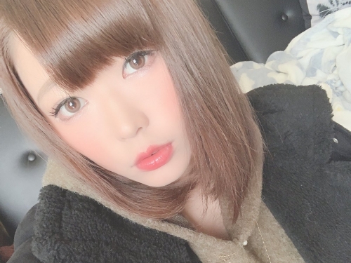 好友問「多少錢可以插妳？」　AV女優「川越唯」崩潰怒嗆：老娘不缺錢
