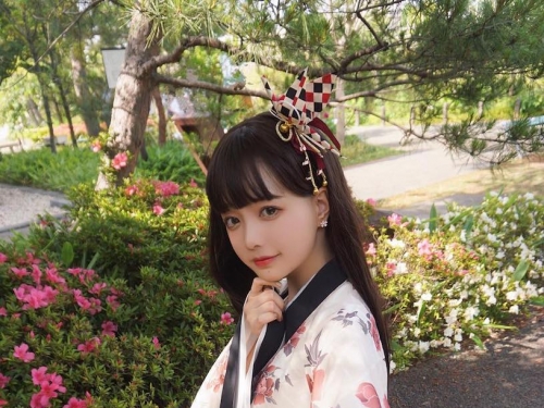 超甜美制服小蘿莉「Chikako千佳子」，萌萌表情粉絲看了都愛上！