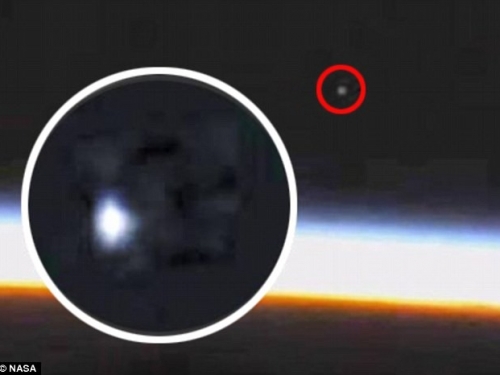 真的有外星人？網友質疑NASA在太空直播畫面隱藏UFO