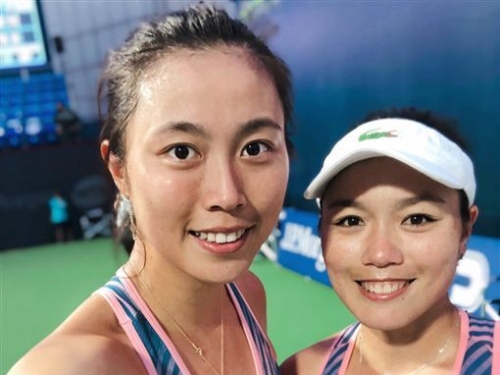 詹家姊妹逆轉秀 驚險晉16強