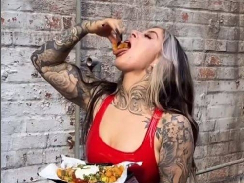 美正妹「賣原味」月賺30萬 連咬過食物都有人買