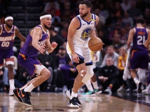 NBA》柯瑞達成2萬4千分里程碑 勇士卻因太陽三分球而吞4連敗