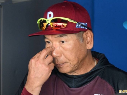 中職》古久保激烈爭論「三呎線爭議」 裁判也說很難判斷