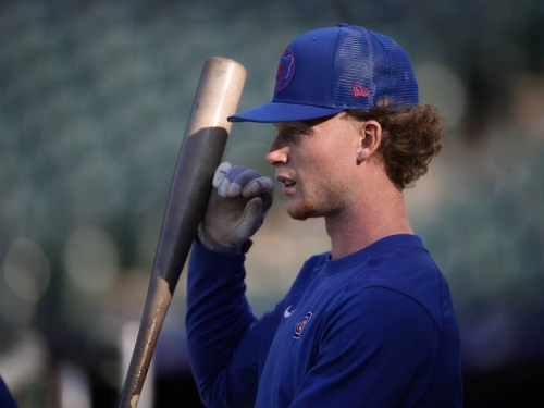 MLB》生涯首場先發 小熊大物反手滑接大秀金手套美技