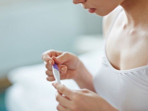 老公沒體力床戰 人妻拋「滴管入體受孕」 眾人全傻了