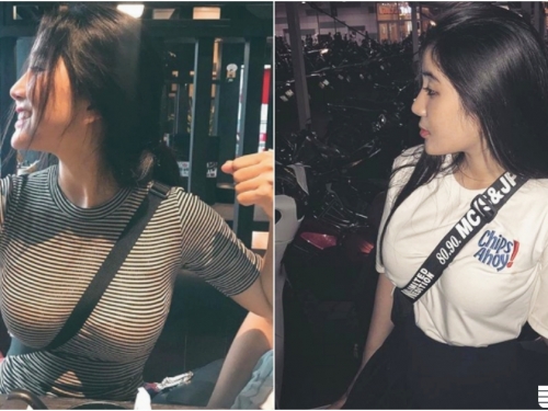 側背包的威力！「爆乳正妹」事業線被打開！「兩顆奶球」壓下去又圓又大！