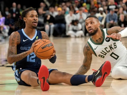 NBA》Ja Morant這一球創意滿分！坐在地上傳出空接　灰熊主帥盛讚