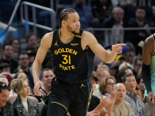 NBA》勇士又挖到寶？前首輪秀在此重生　有望留下201公分「浪人」