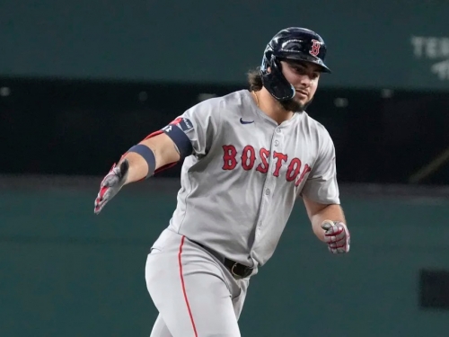 MLB》生涯首度上演單場雙響 Abreu賽後透露背後悲傷故事