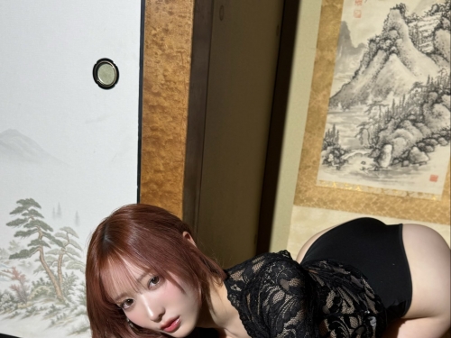 新生代神乳傳說！小宵虎南引退後「現身九份」　粉色甜酷風吸3.3萬按讚