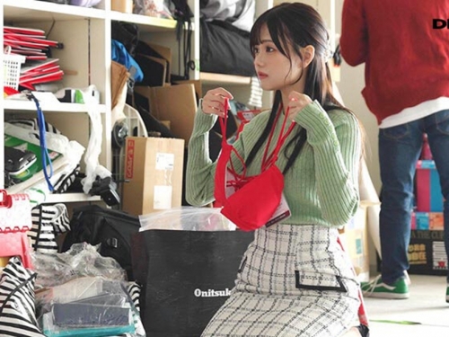 眾望所歸！　24歲雪嫩F罩杯SOD宣傳部女子社員「松永明里」AV出道！