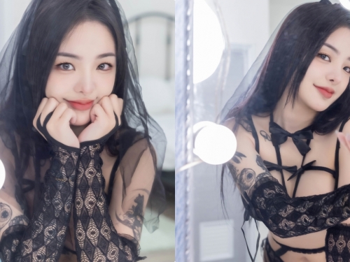 與美乳小惡魔的性感約會！「誘惑吐舌挑逗」姿勢太誘人...
