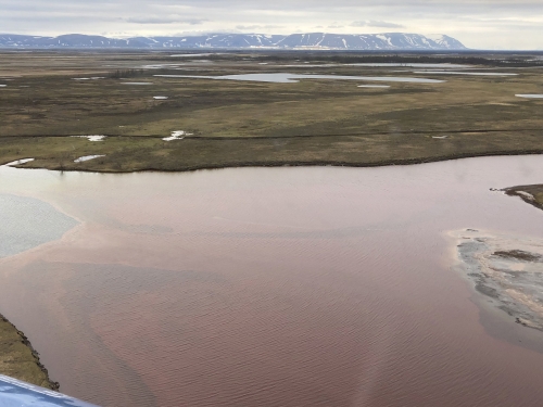 北極圈“紅河”衛星清晰可見！2.3萬噸油洩漏，原因已經找到