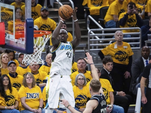 NBA》西亞卡姆、透納合轟44分 溜馬痛宰公鹿東部季後賽首勝