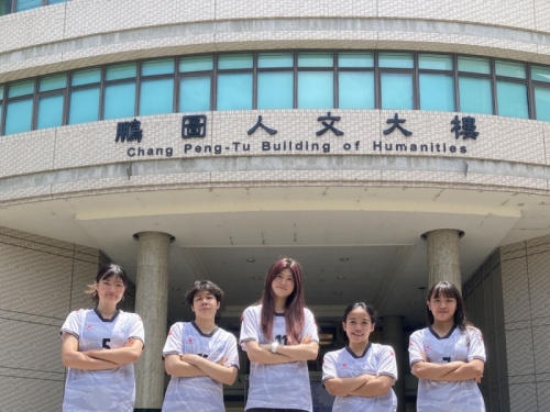 足球》輔英科大五人制女足隊全勝戰績 完成二連霸