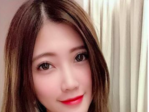 正妹超兇辣照「渾圓美乳」好傲人，深長事業線讓人鼻血狂噴～