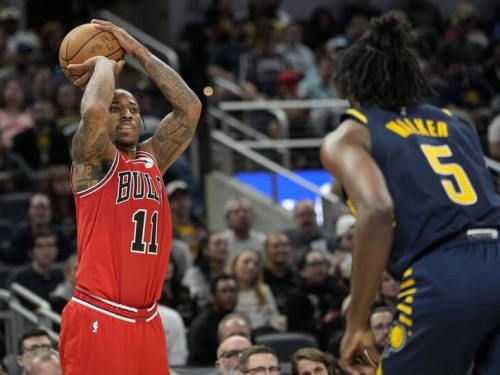 NBA》德羅森狂轟46分、延長賽關鍵三分球 公牛斬斷溜馬2連勝