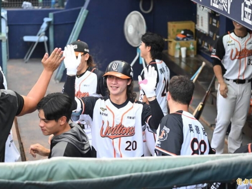 中職》季後賽連續9場敲安！ 獅「大賽男」林佳緯拆解12強冠軍牛棚